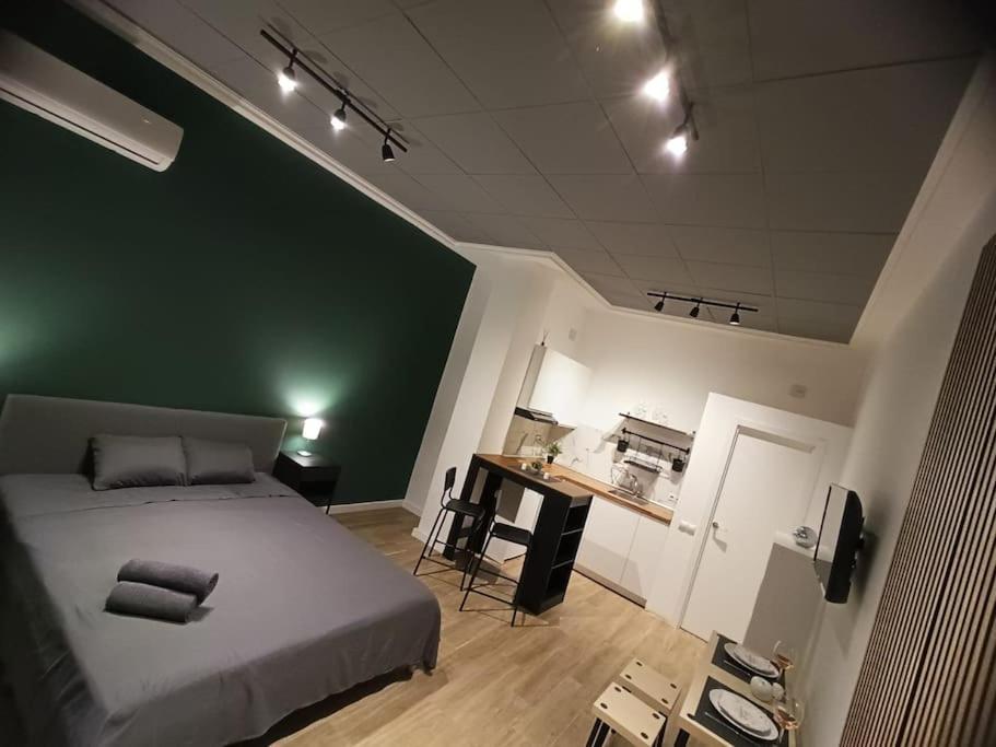 Studio20 Wifi Apartment Valencia Exterior photo